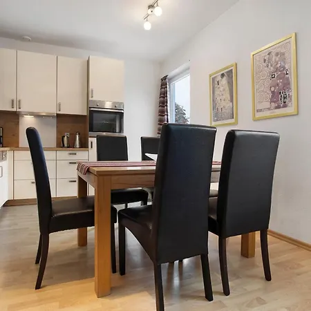 Haus A Cappella B6 شقة بينز